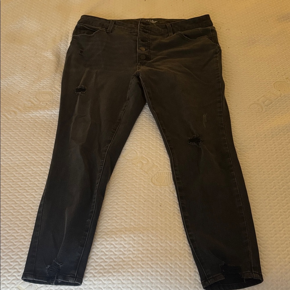 Time and Tru women’s  black Skinny Jeans